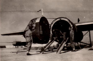 Unloading a 75mm gun off a Horsa 2 glider